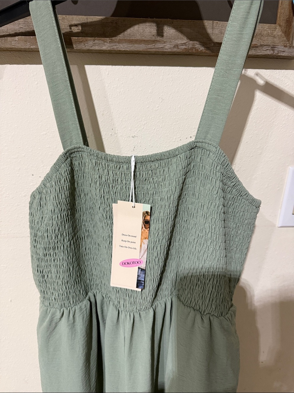 NWT Smocked Bodice Wide-Leg Jumpsuit in Sage Green Pockets - Picture 2 of 9
